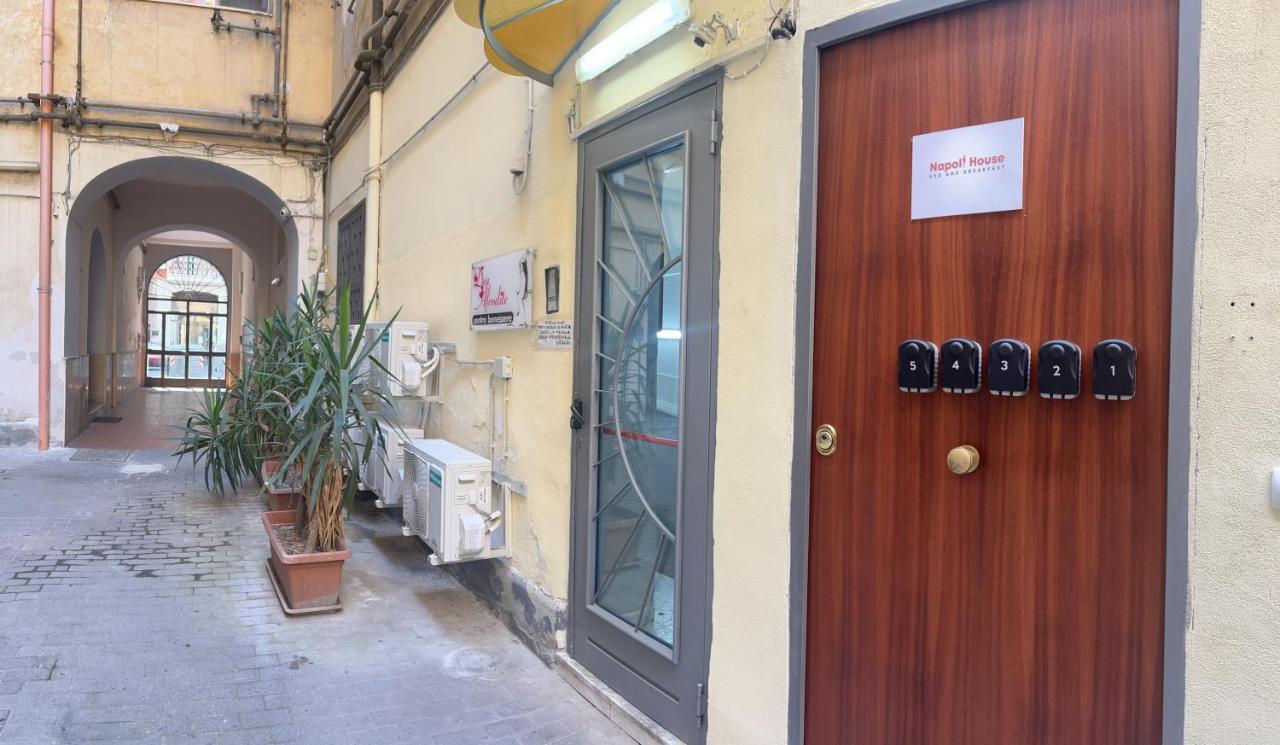 B&B Napoli House Luaran gambar